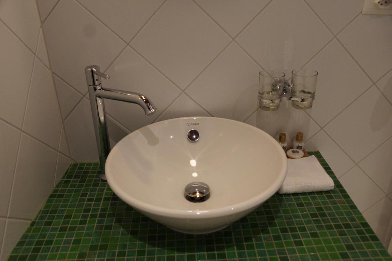 Maison Junod Romainmotier Buitenkant foto