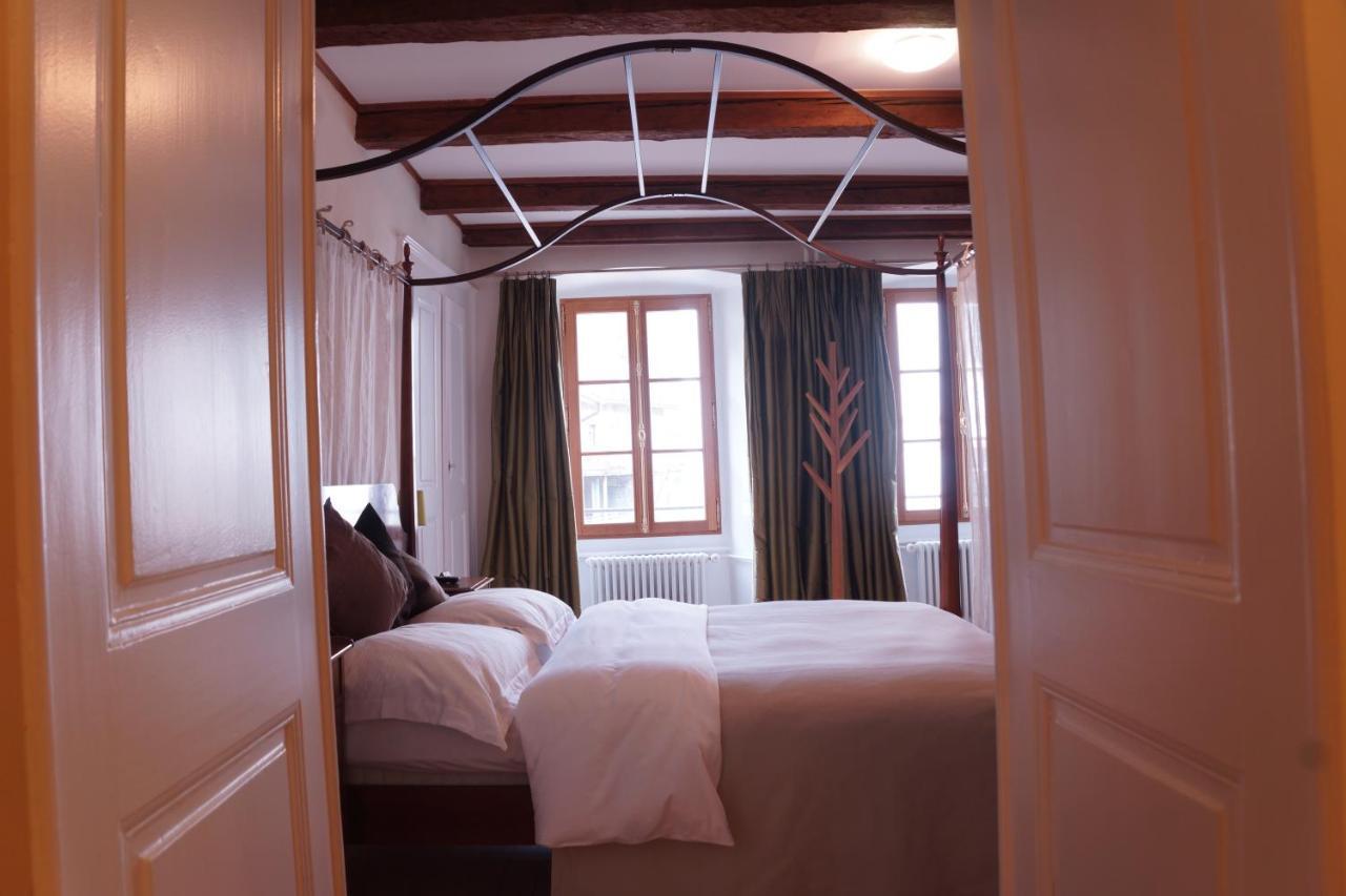Maison Junod Romainmotier Buitenkant foto
