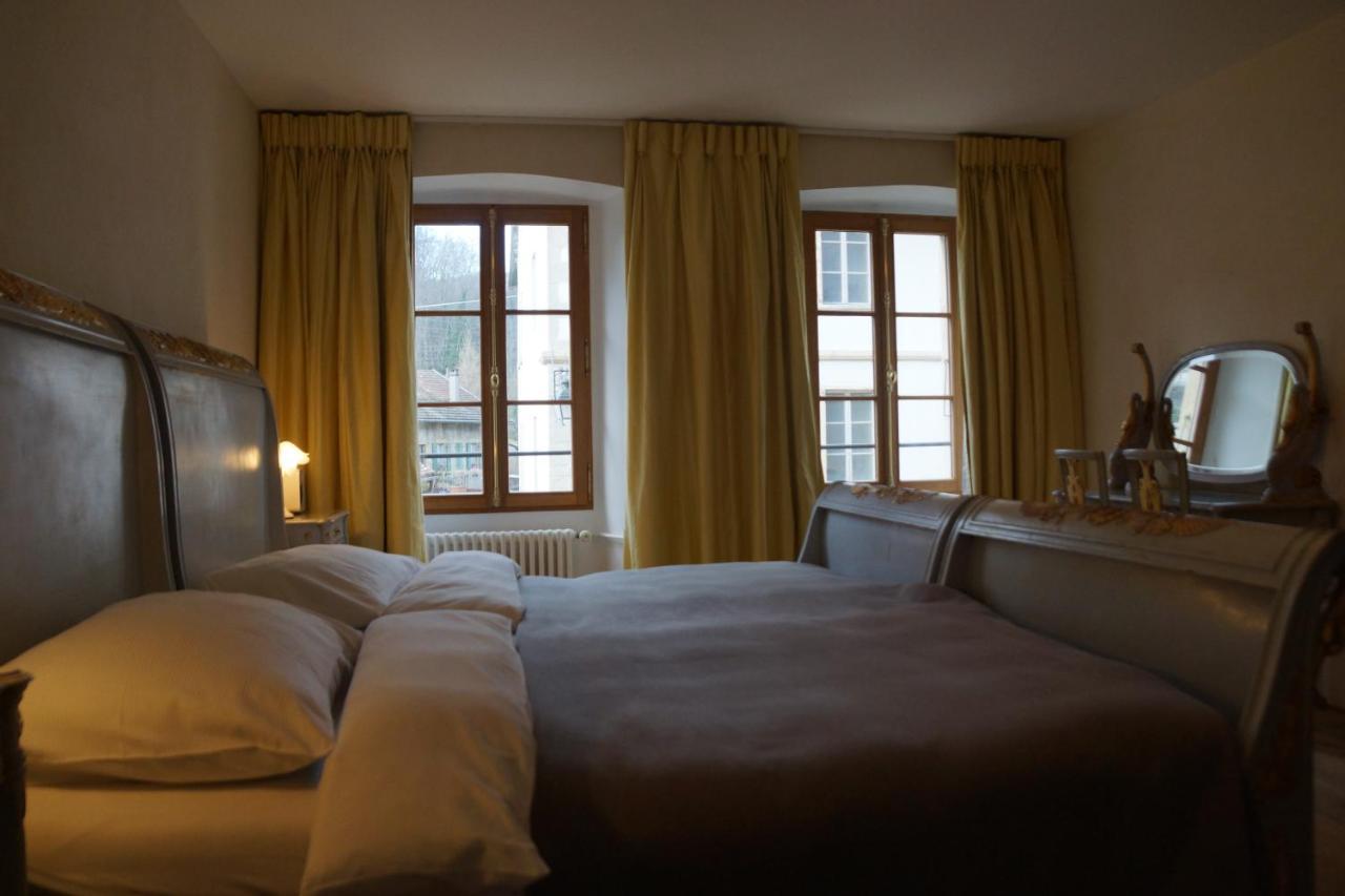 Maison Junod Romainmotier Buitenkant foto