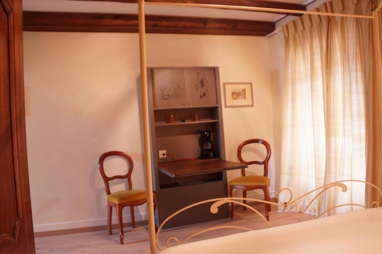 Maison Junod Romainmotier Buitenkant foto
